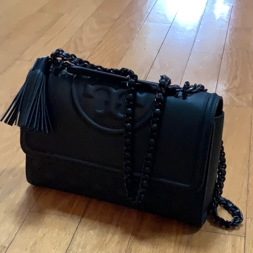 TORY BURCH FLEMING MATTE CONVERTIBLE SHOULDER BAG